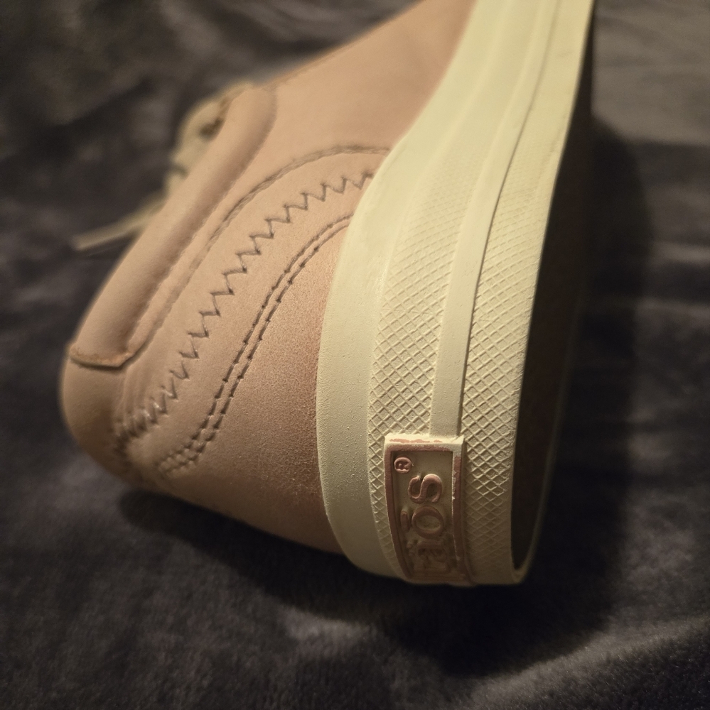 Woman's Taos Plim Soul Lux Sneakers - Picture 6 of 8